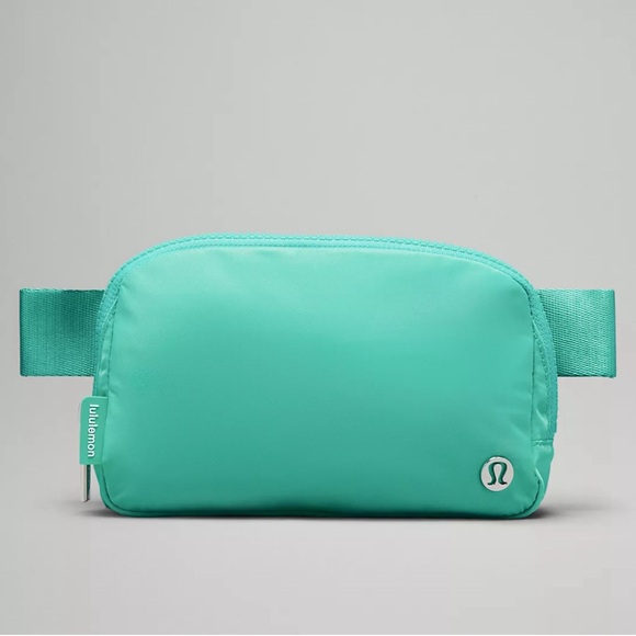 lululemon athletica Bags Lululemon Everywhere Belts Bag L Mint